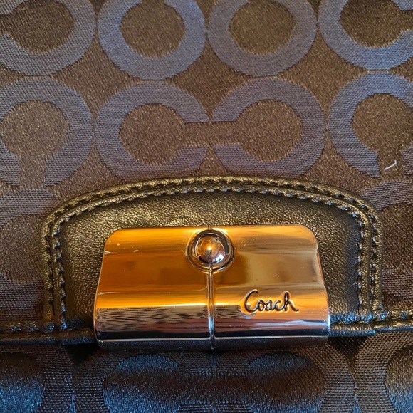 Vintage coach bag with wristlet - Picture 6 of 7
